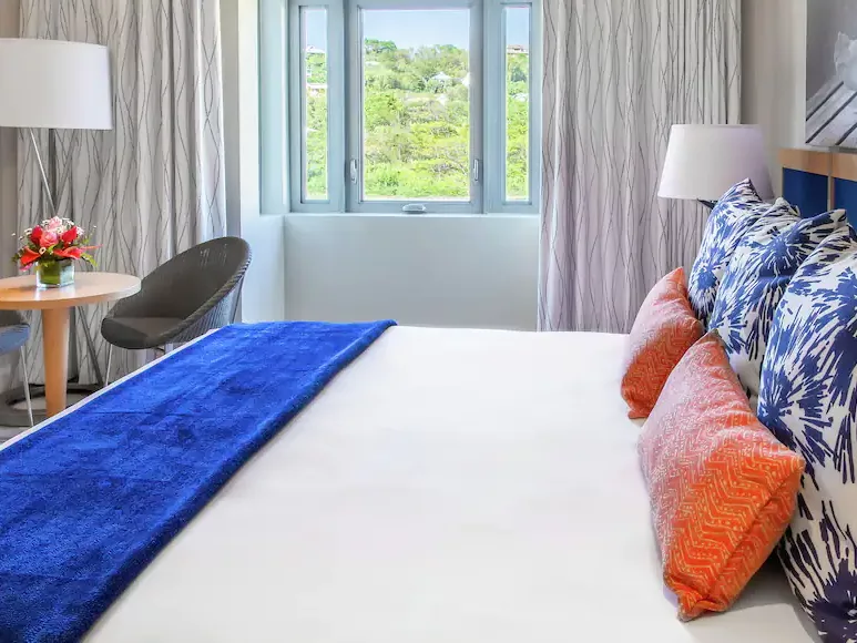 sluhc-island-view-king-1