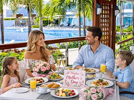 18866_THC___Julia_s___444_x_334 18866_THC___Julia_s___444_x_334